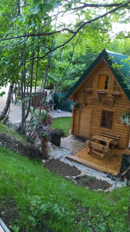 Вилла Brvnara Fairy Tale Цетине Экстерьер фото