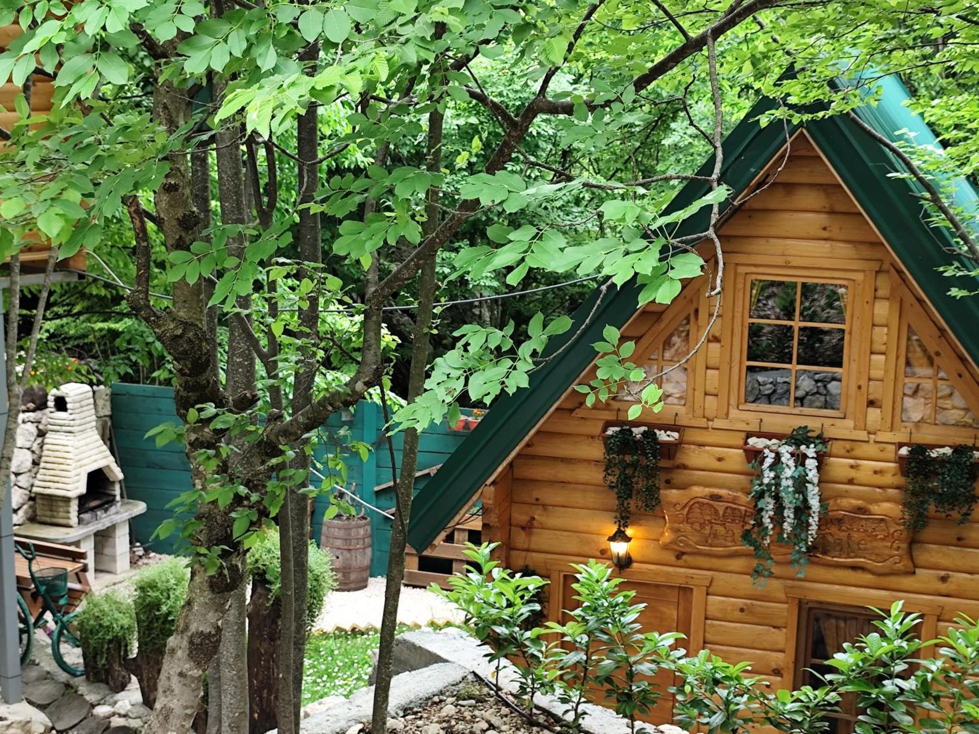 Вилла Brvnara Fairy Tale Цетине Экстерьер фото